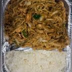 Best (Family Size)鸡捞面Chicken Lo Mein in Tampa, FL